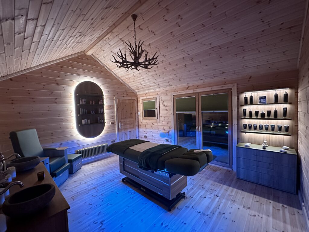 spa reatreat luxury treatment room